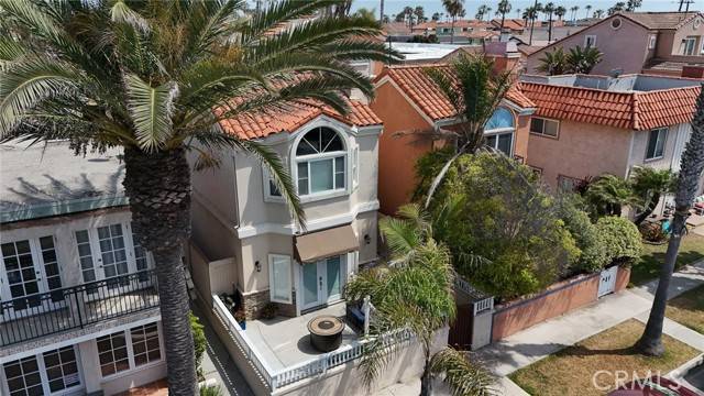 Huntington Beach, CA 92648,216 16th ST