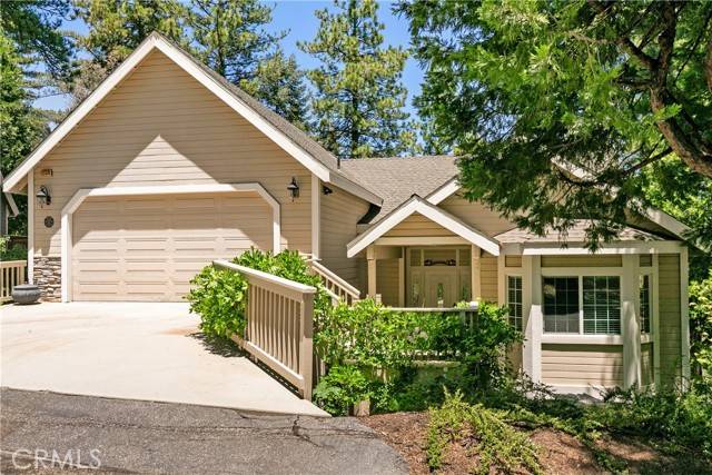 Lake Arrowhead, CA 92352,27376 Pinewood DR