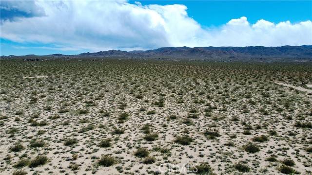 Johnson Valley, CA 92285,711 Last Mile (near) RD