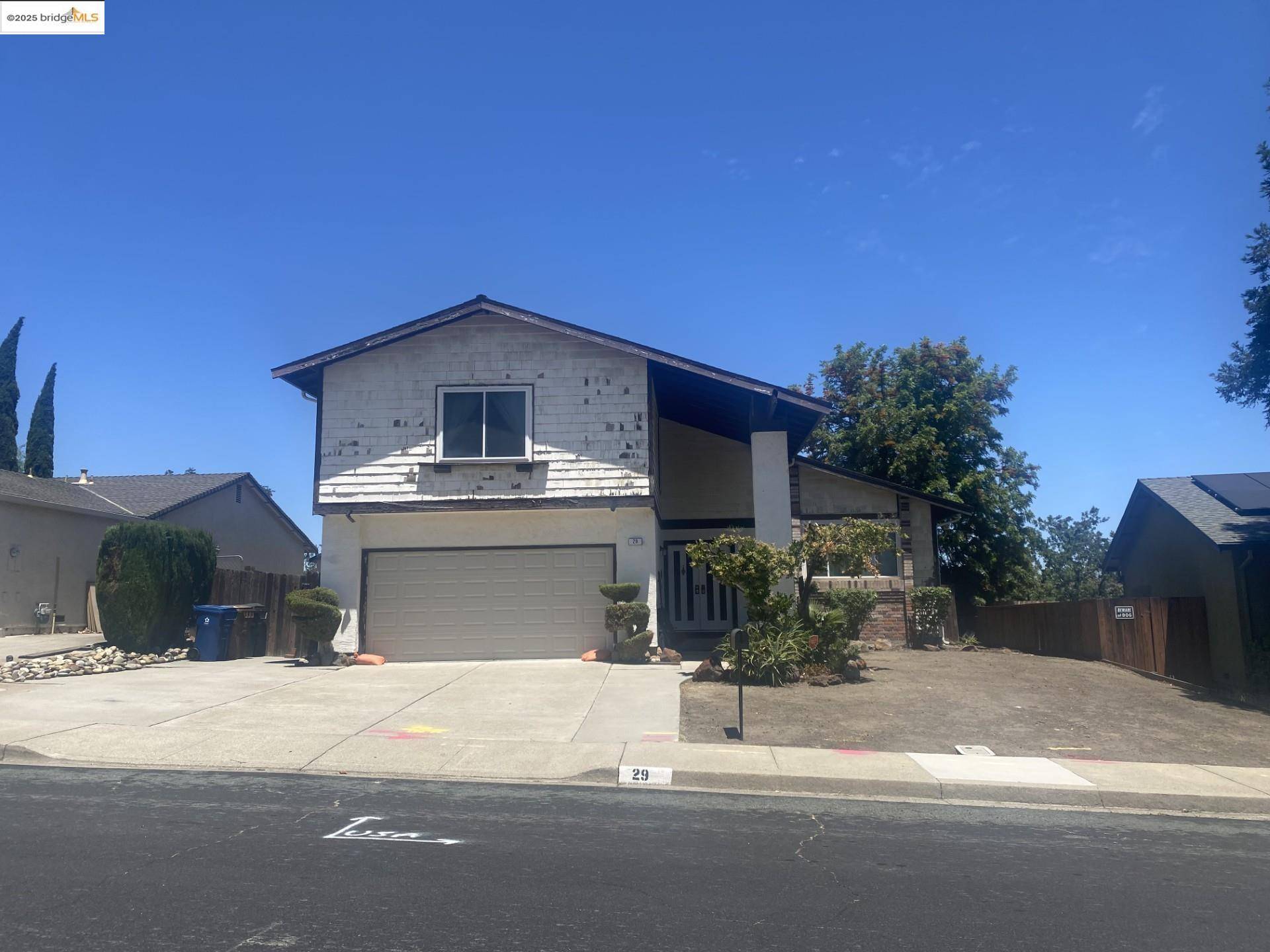 Antioch, CA 94509,29 Palm Beach WAY