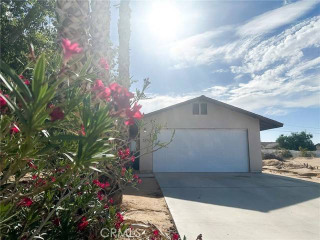 Twentynine Palms, CA 92277,5374 Morongo RD