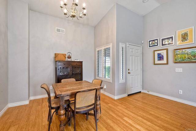 Oceanside, CA 92056,1208 Sunglow DR