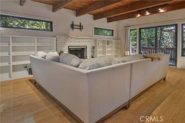 Lake Arrowhead, CA 92352,644 Grass Valley RD