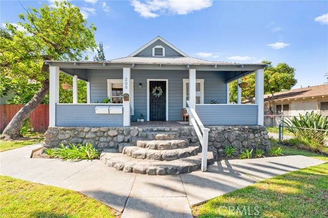 Monrovia, CA 91016,208 W Walnut AVE