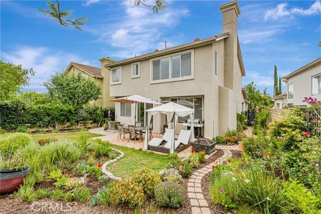 Porter Ranch, CA 91326,11771 Coorsgold LN