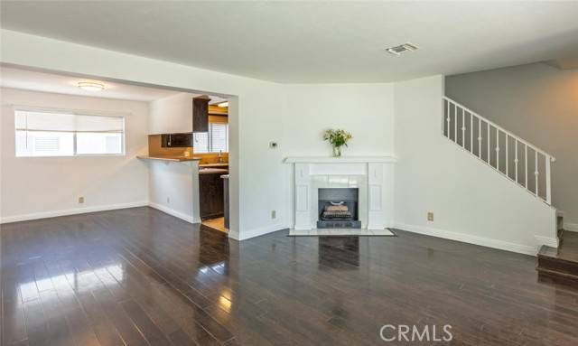 Tarzana, CA 91356,18550 Hatteras ST 7