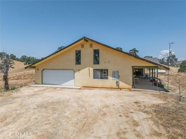 Raymond, CA 93653,26667 Road 407