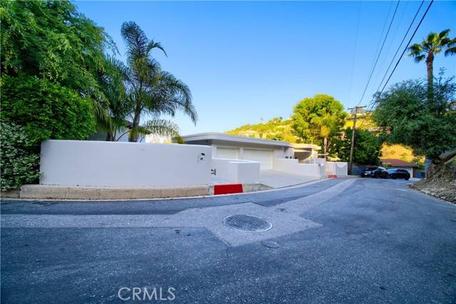 Sherman Oaks, CA 91403,3964 Sumac DR