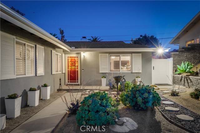 San Pedro, CA 90732,1717 Cumbre DR