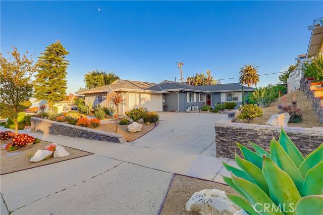 San Pedro, CA 90732,1717 Cumbre DR