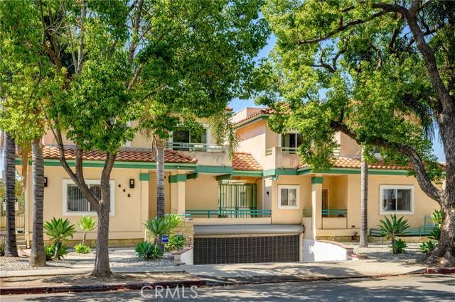 Glendale, CA 91202,446 W Stocker ST 11