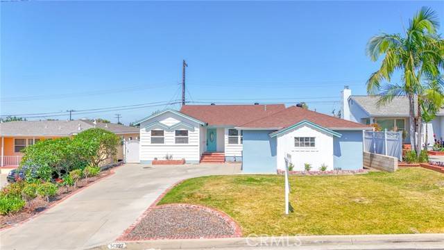 La Mirada, CA 90638,14327 Manecita DR