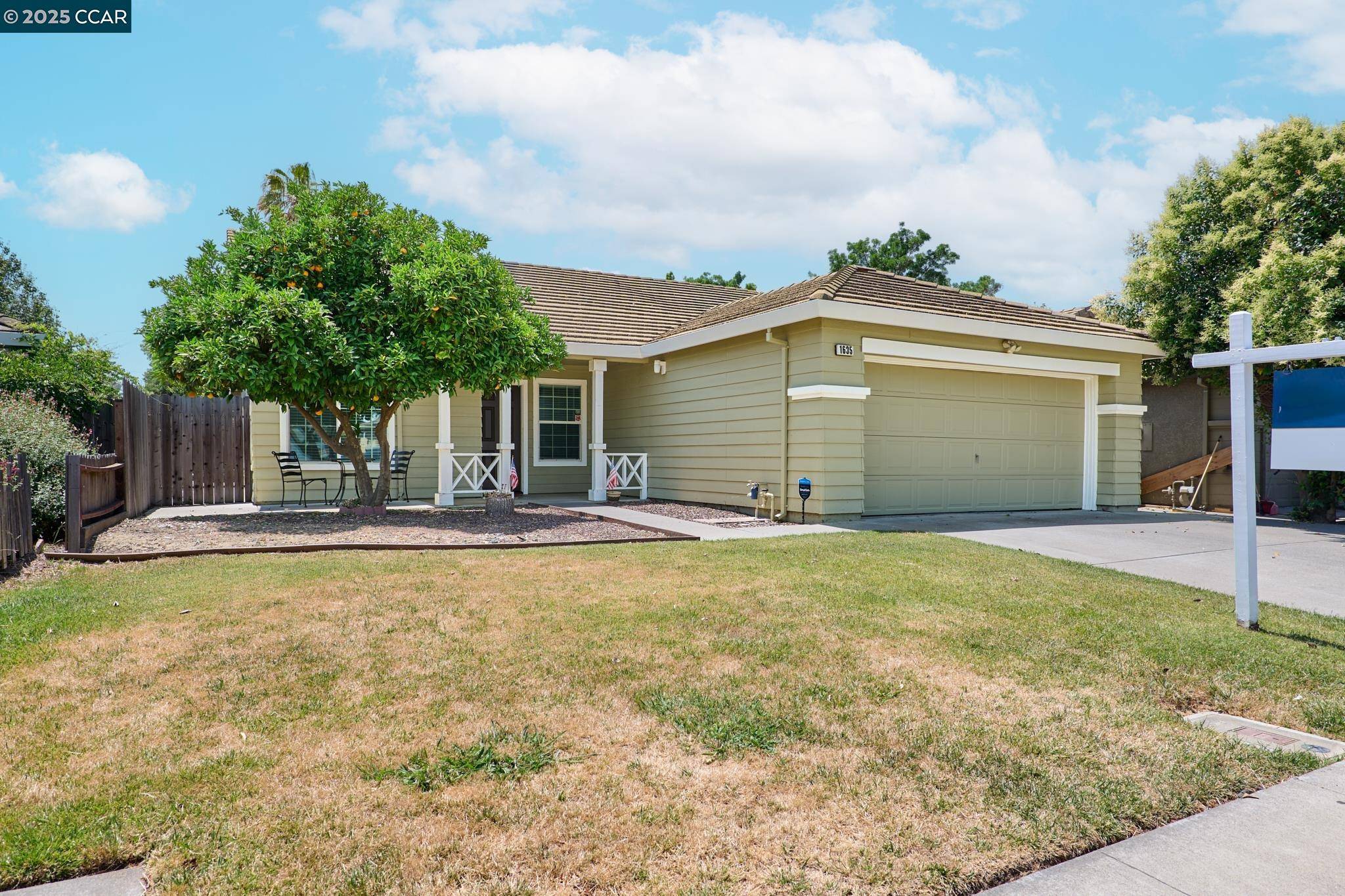 Dixon, CA 95620,1635 Marenda Dr