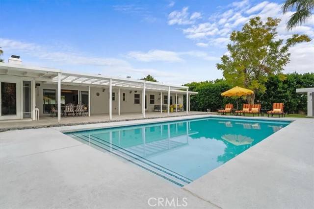 Palm Springs, CA 92262,483 W Via Escuela