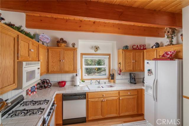 Lake Arrowhead, CA 92352,1176 Aleutian DR