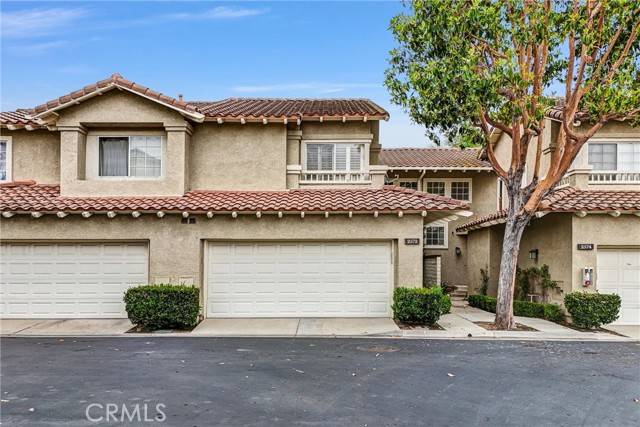 Tustin, CA 92782,2572 Calle Barcelona