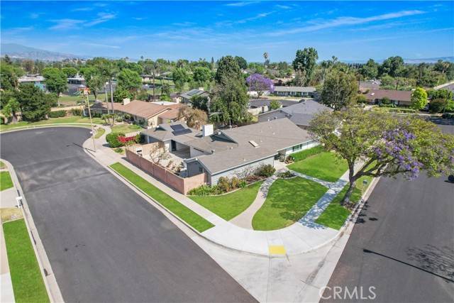 North Tustin, CA 92705,14242 Clarissa LN