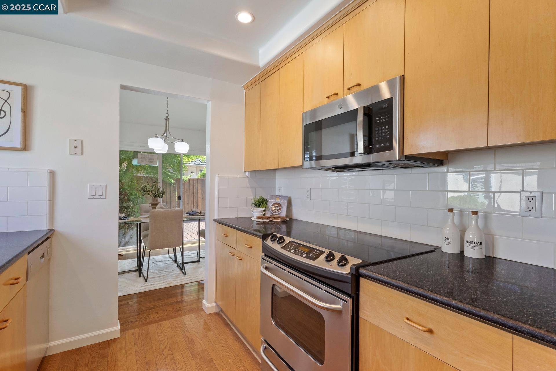 Santa Clara, CA 95050,1911 Morse St