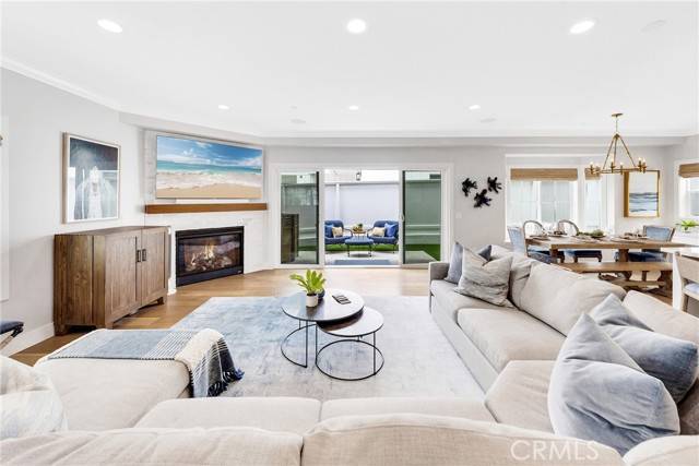 Redondo Beach, CA 90278,2117 Voorhees AVE A