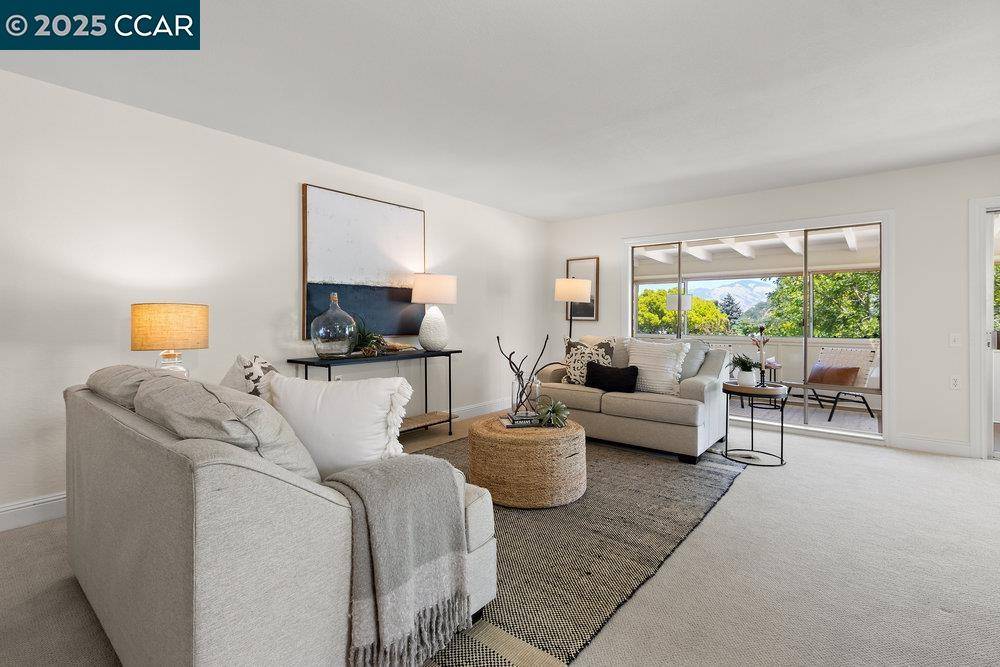 Walnut Creek, CA 94595,2200 Pine Knoll Dr 11