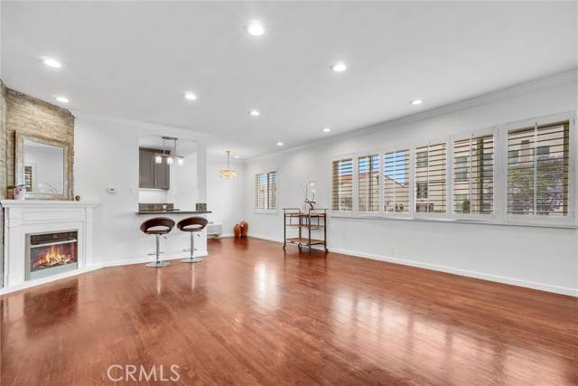 Long Beach, CA 90802,601 Olive AVE l