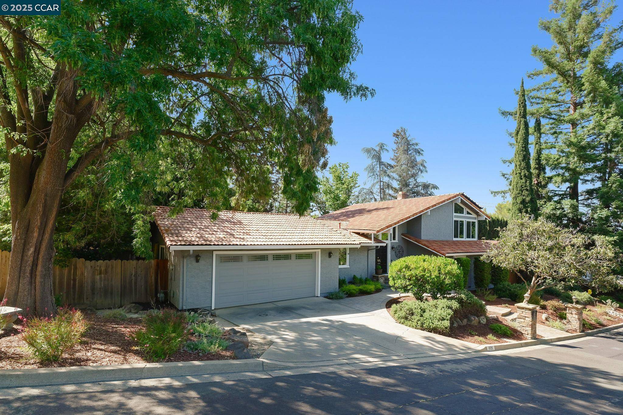Concord, CA 94518-2232,1020 Molad Ct