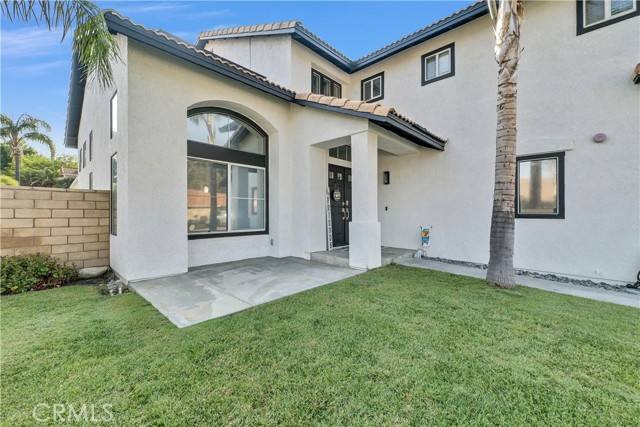 Highland, CA 92346,6886 Country Oaks DR