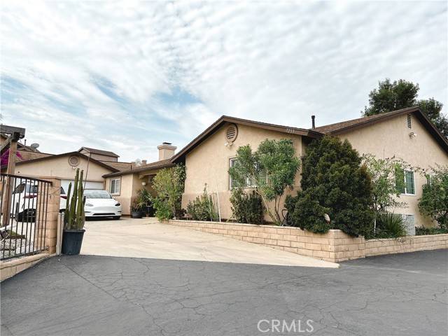 Corona, CA 92881,7233 Bel Air ST