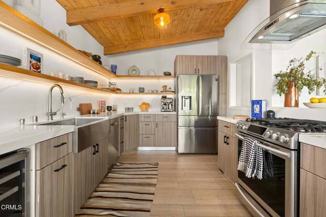 Los Angeles, CA 90042,6201 1/4 Saylin LN