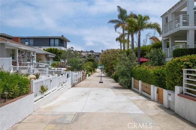 Manhattan Beach, CA 90266,401 6th ST