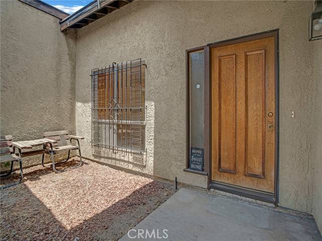 Sylmar, CA 91342,11401 Sunburst ST