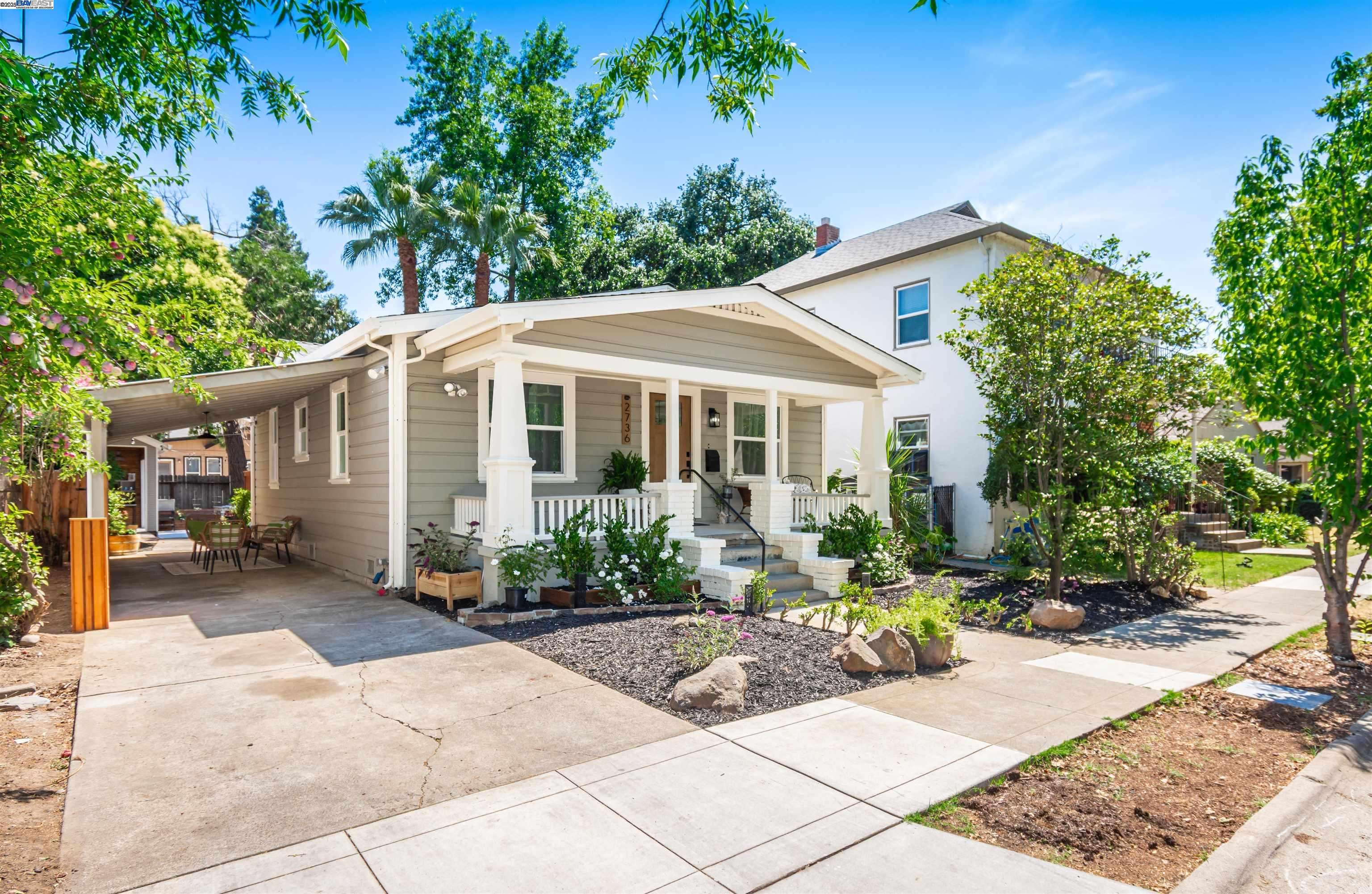Sacramento, CA 95818,2736 4Th Ave