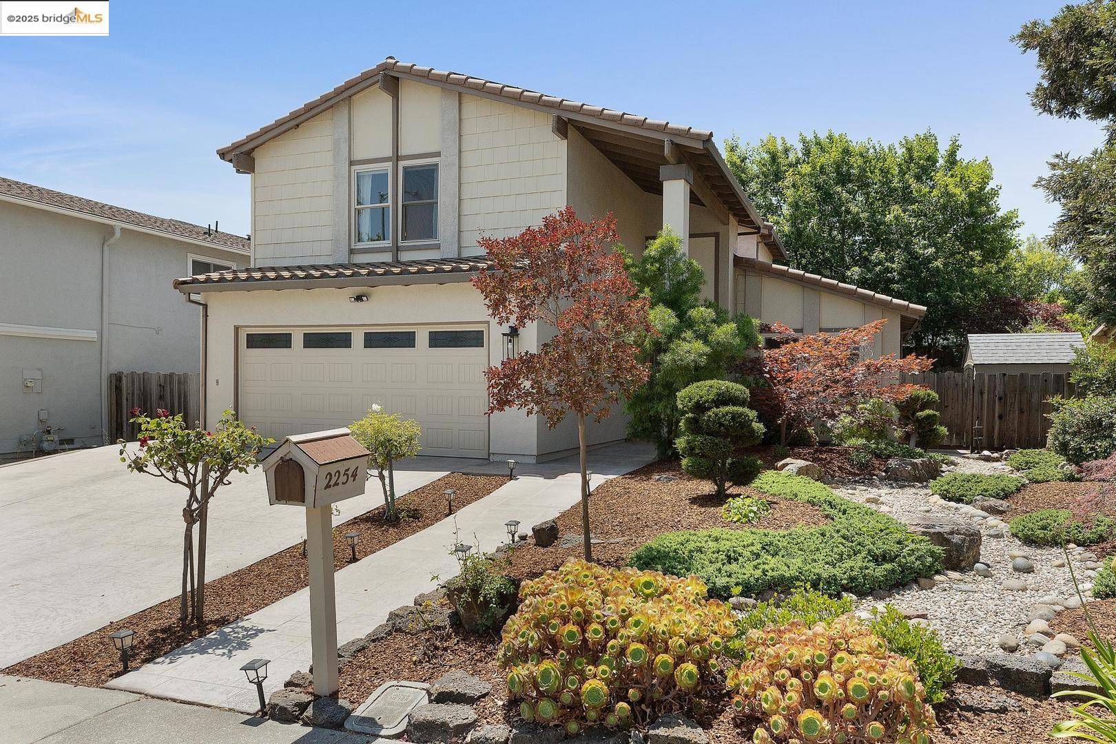 Martinez, CA 94553,2254 Hidden Lakes CT