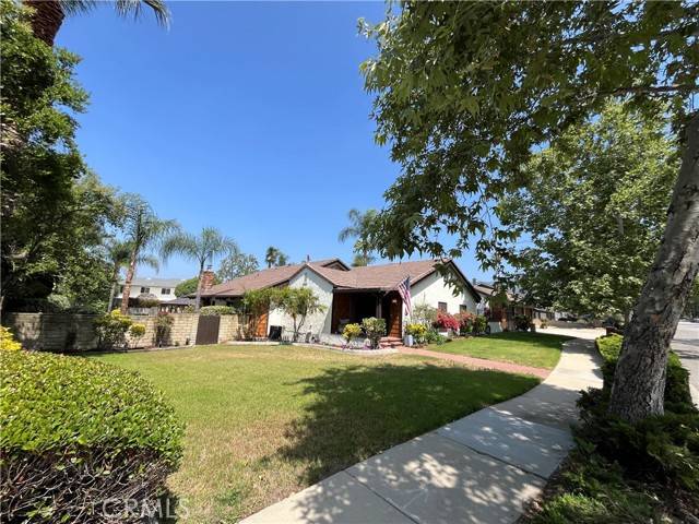 Claremont, CA 91711,2305 Bonnie Brae AVE