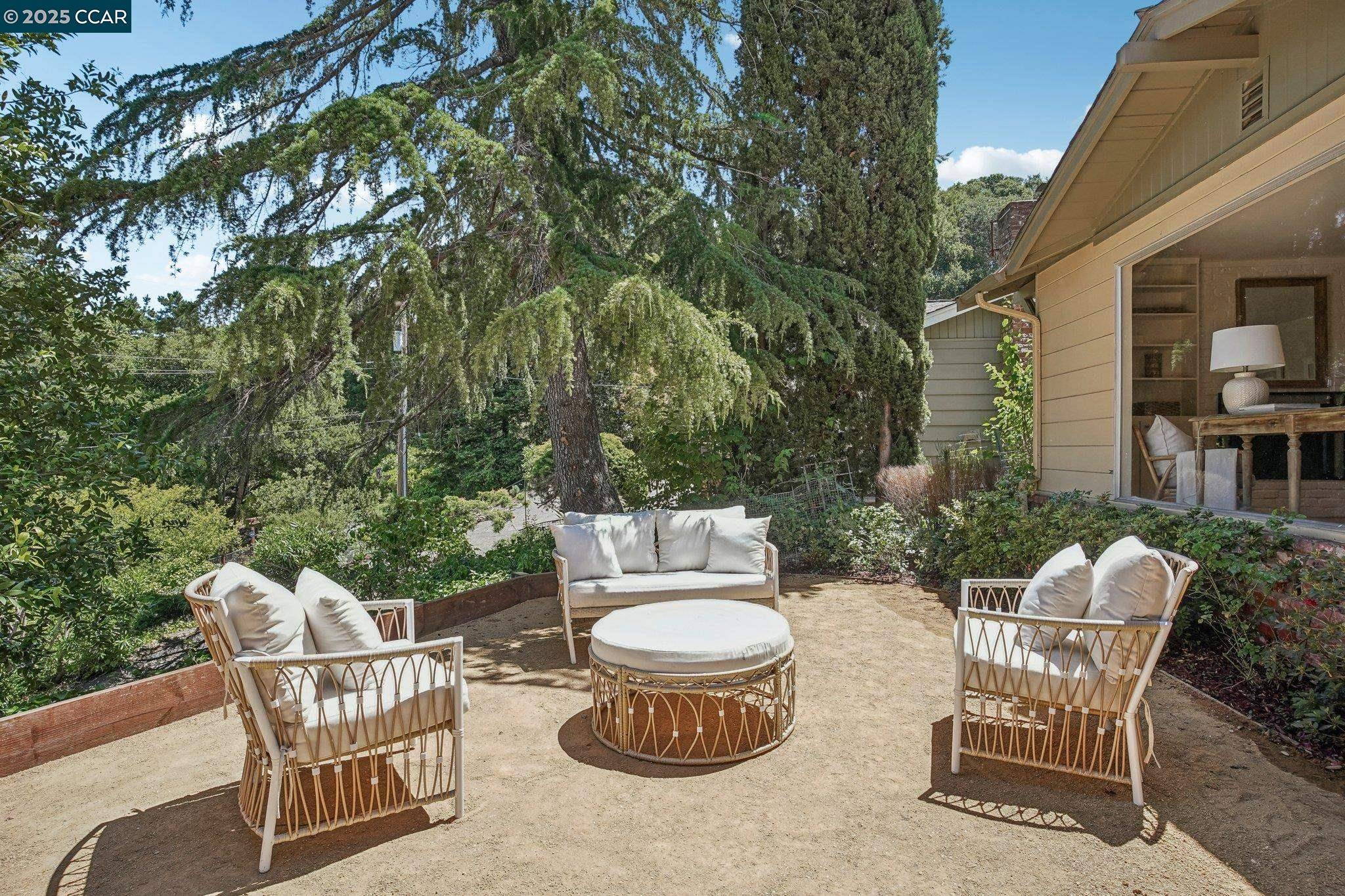 Orinda, CA 94563,6 Lucille WAY