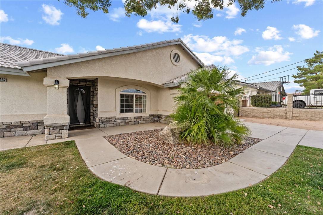 Hesperia, CA 92345,18462 Loma ST
