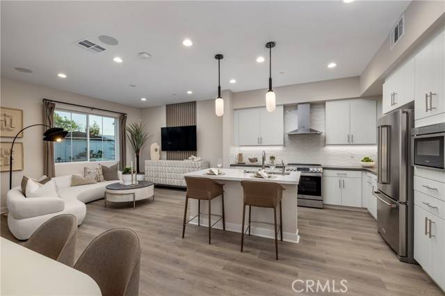 El Cajon, CA 92019,1311 Yannis CT