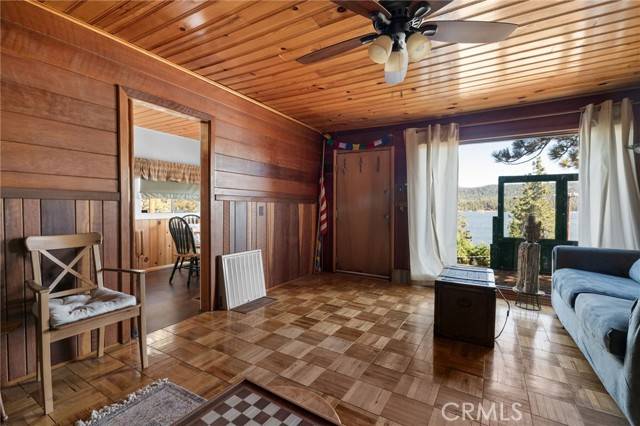 Fawnskin, CA 92333,336 Big Bear TRL
