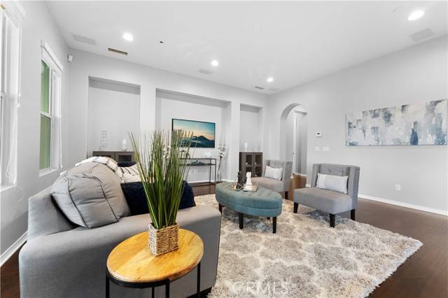San Dimas, CA 91773,1138 Las Colinas WAY