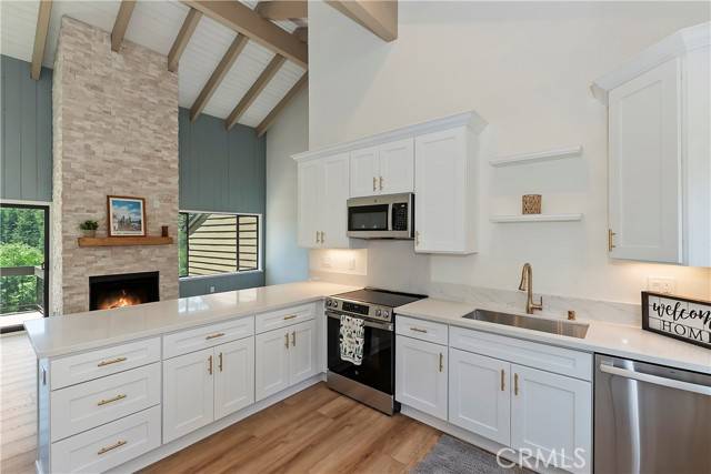 Lake Arrowhead, CA 92352,27657 Peninsula Dr. 131
