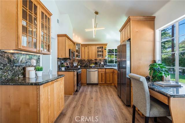 Valley Village, CA 91607,5450 Morella AVE