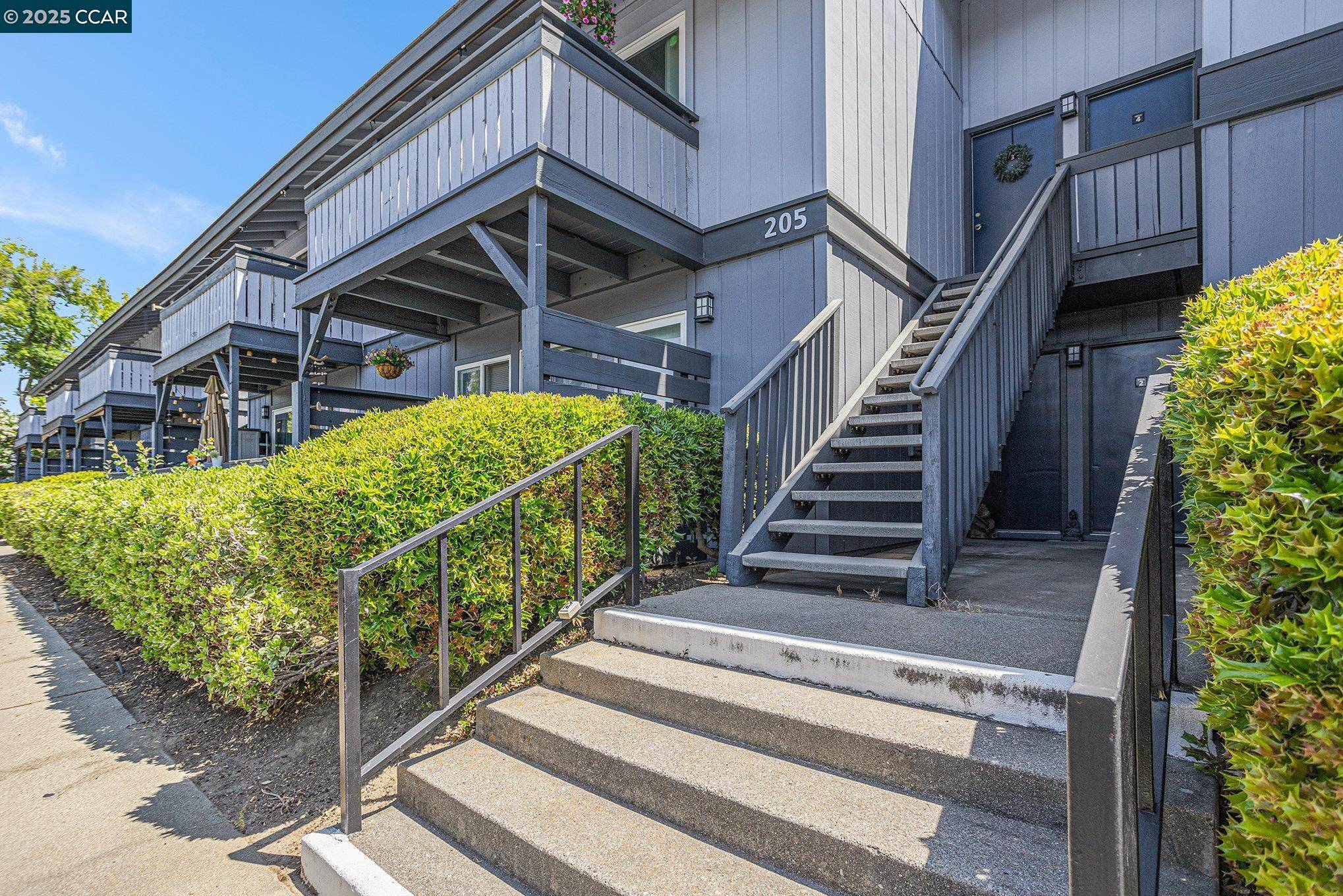 Walnut Creek, CA 94598,205 Masters Ct 3
