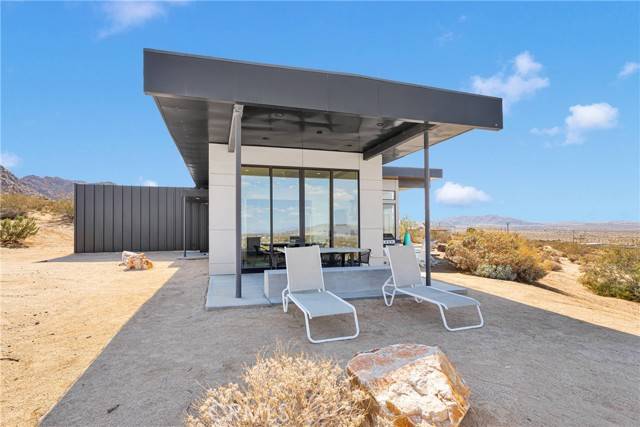 Joshua Tree, CA 92252,7025 Sunever RD