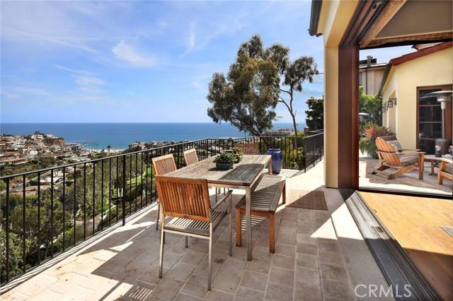 Laguna Beach, CA 92651,1131 Emerald Bay