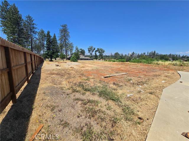 Paradise, CA 95969,5523 Feather River PL
