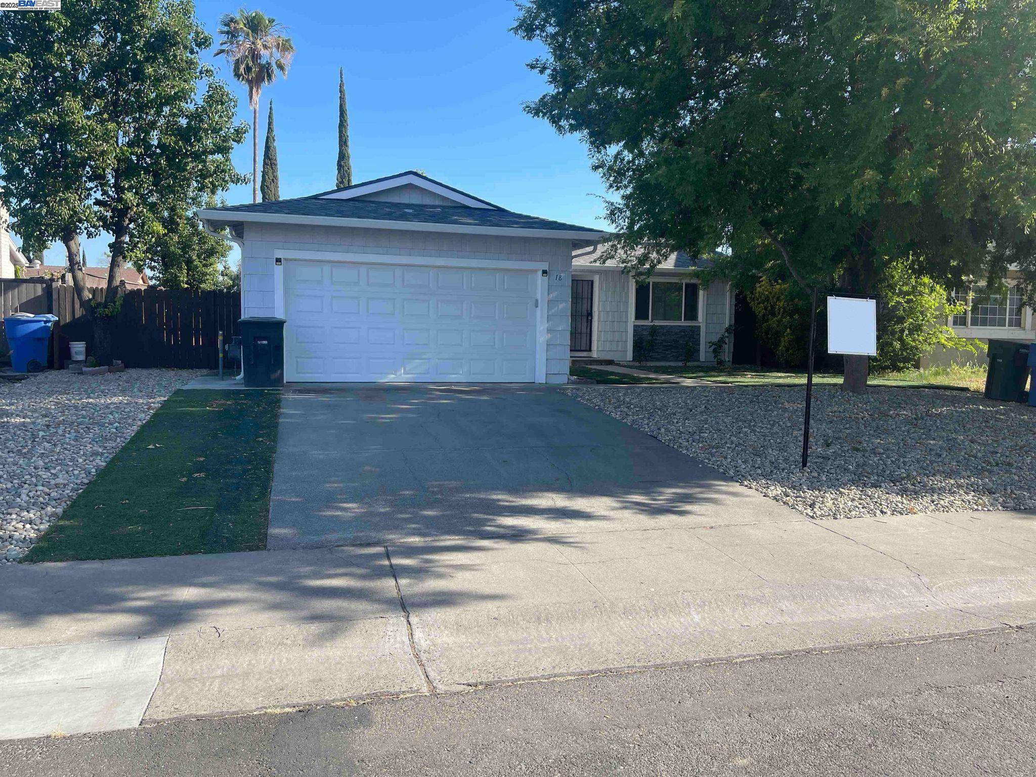 Sacramento, CA 95835-2136,18 Megan CT