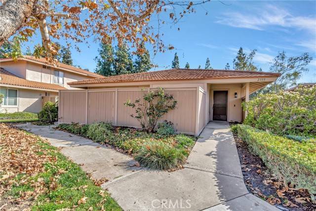 Tustin, CA 92780,2335 Dahlia DR