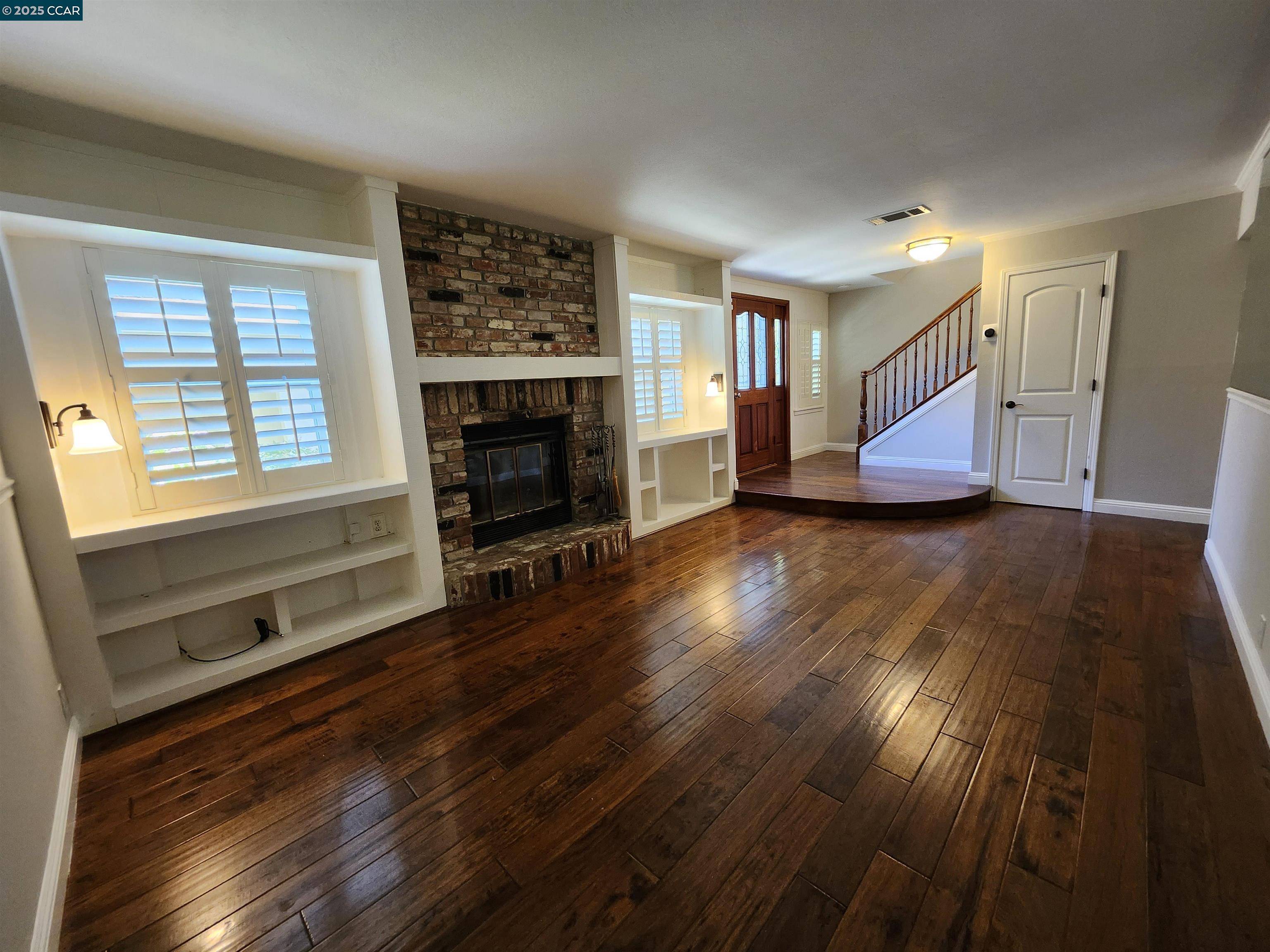 Martinez, CA 94553,312 Wildcroft Dr