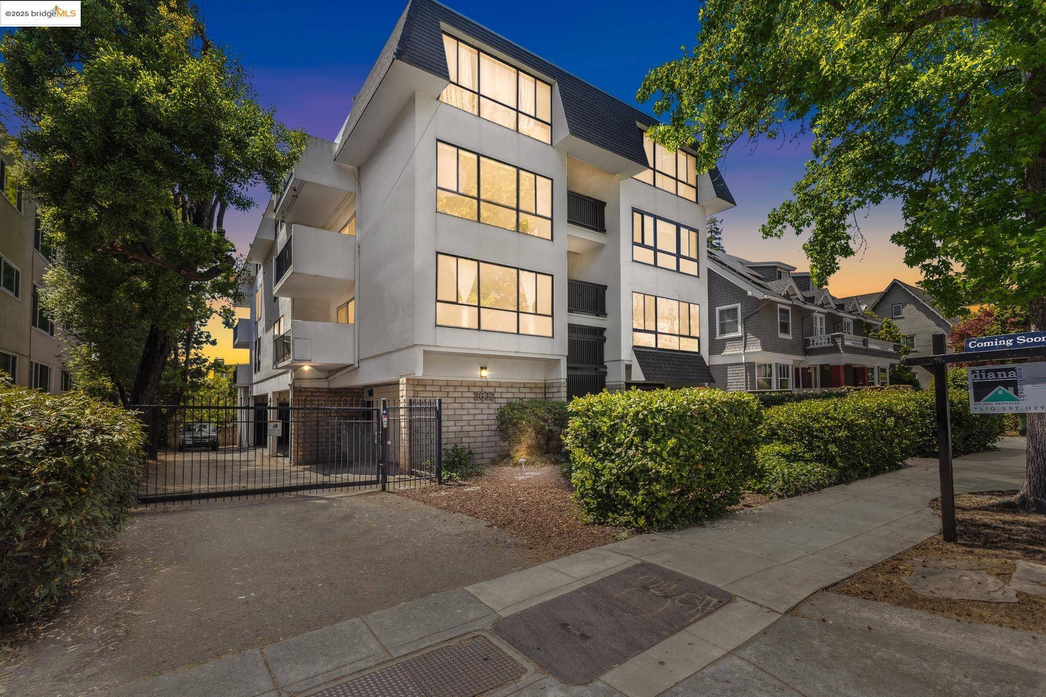 Berkeley, CA 94704,2632 Warring St 1