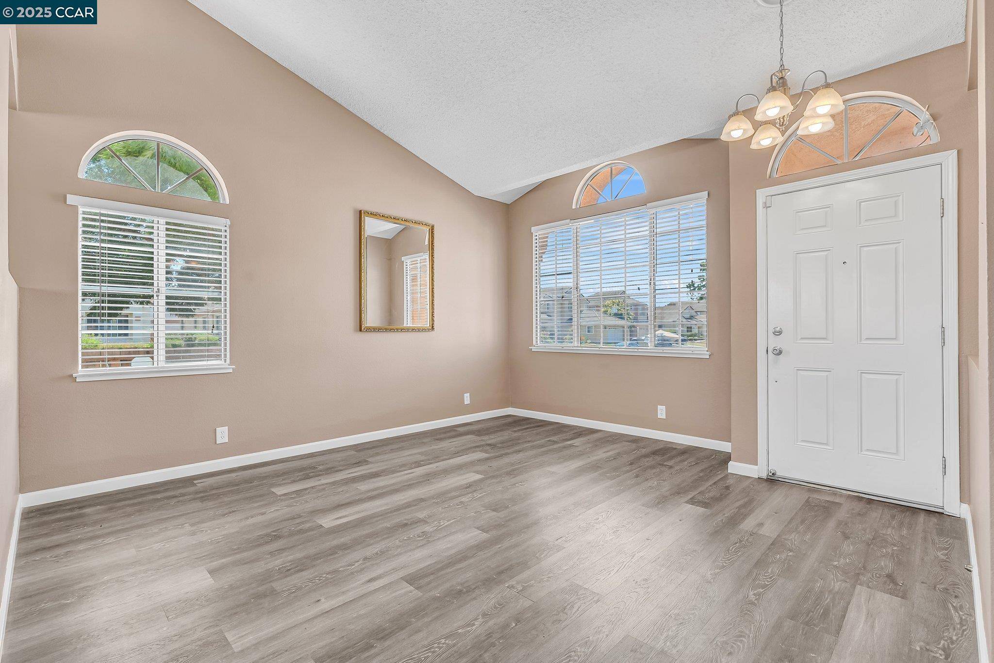 Suisun City, CA 94585,800 Gazebo Ct